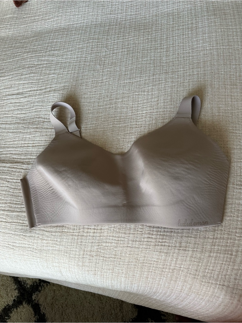 lululemon athletica Nude Tone Wireless Smooth Bra